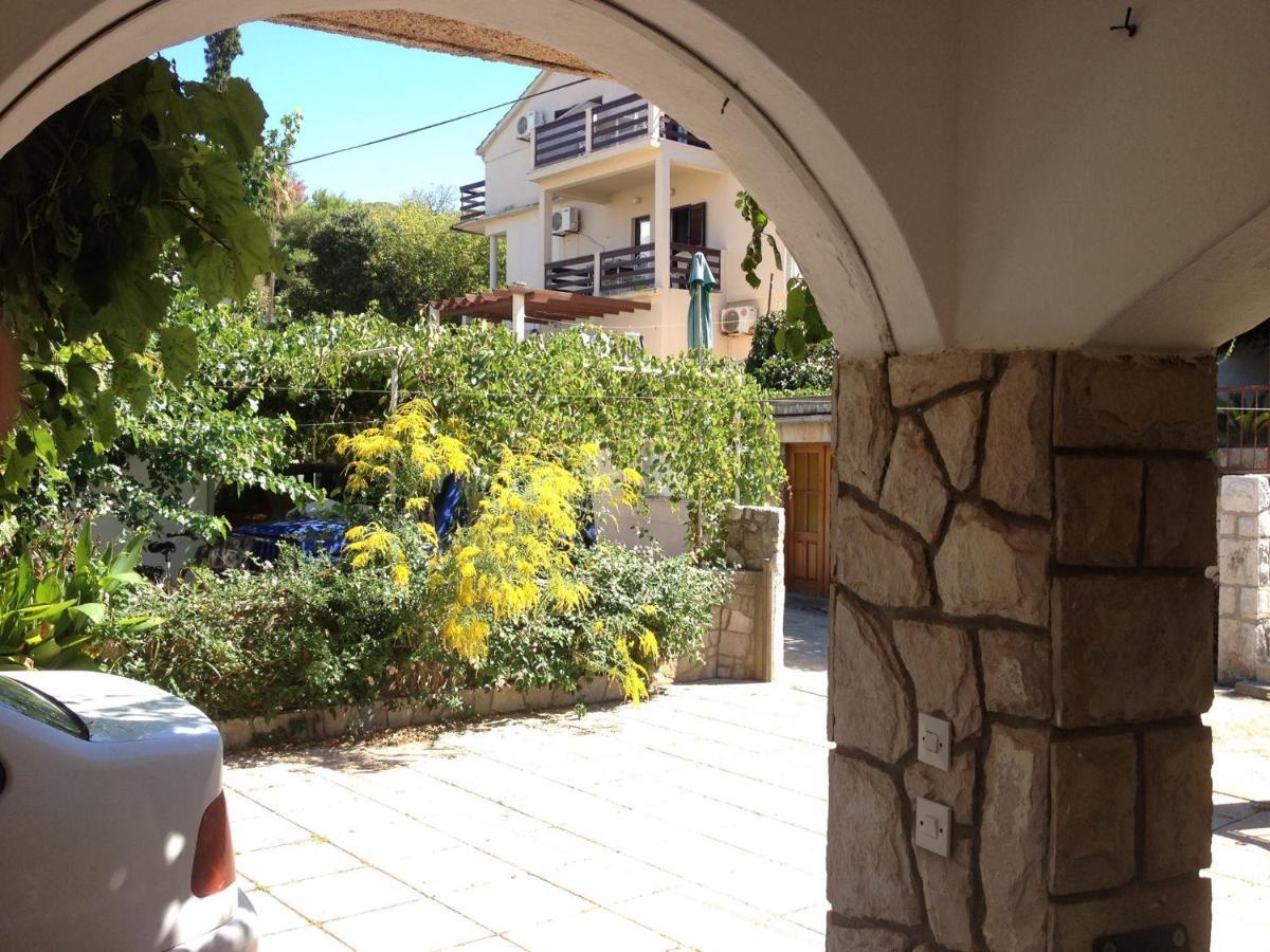 Villa Marga Jelsa  Buitenkant foto